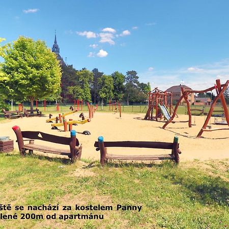 Ubytovani U Mikesa Břeclav Kültér fotó