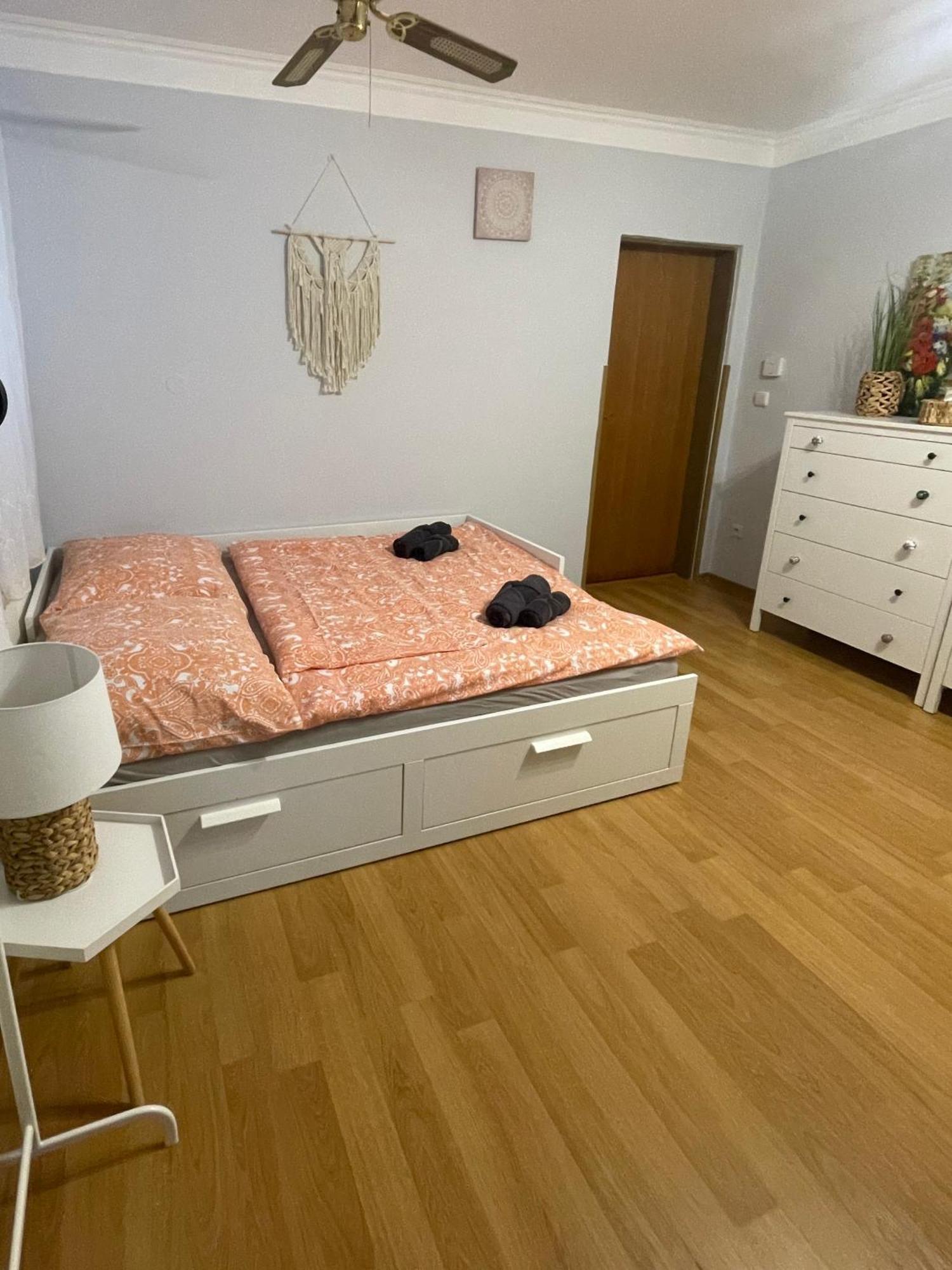 Ubytovani U Mikesa Břeclav Kültér fotó